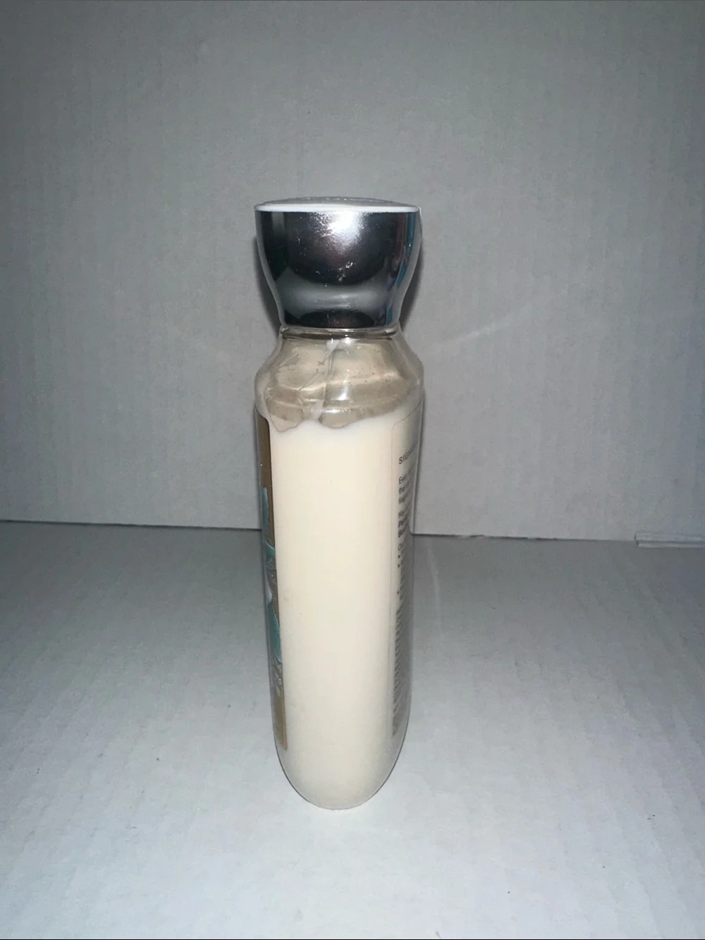 Bath & Body Works Magic in the Air Body Lotion - White, Gold, Silver